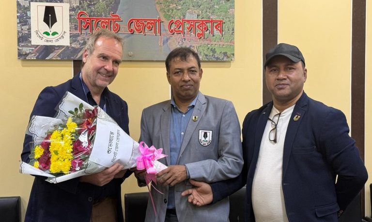 সিলেট জেলা প্রেসক্লাব নেতৃবৃন্দেরসাথে ইইউ পর্যবেক্ষক দলের সাক্ষাৎ