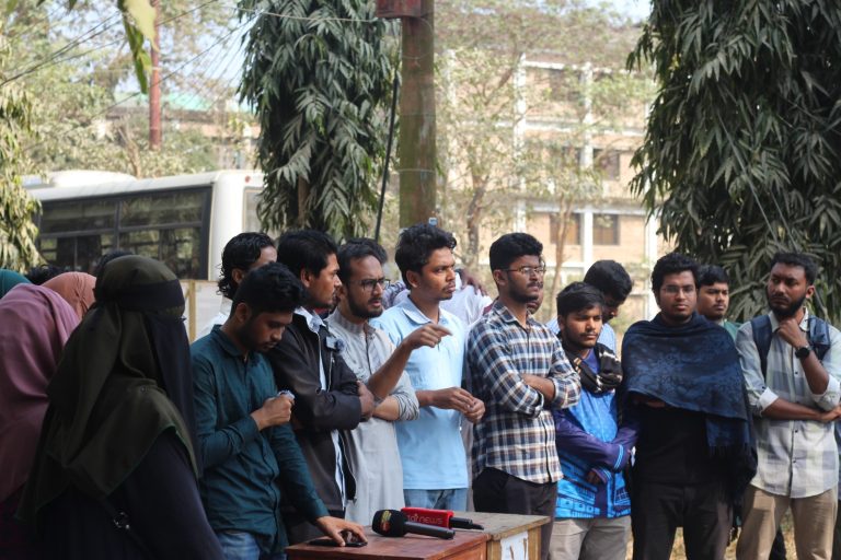জাতীয় নির্বাচনের আগে শাকসু নির্বাচন না হলে কঠোর কর্মসূচির হুশিয়ারি