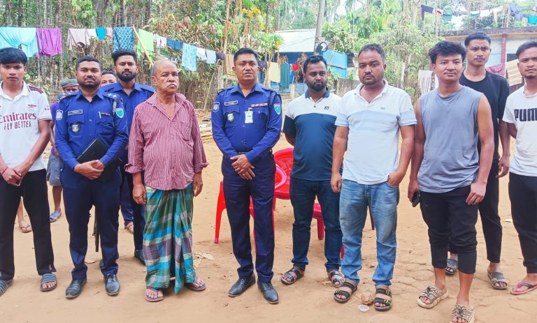 জৈন্তাপুরে খাঁসিয়াপল্লীর নিরাপত্তায় পুলিশের টহল জোরদার
