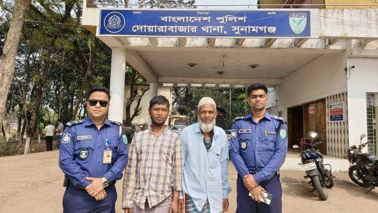 ‎নিখোঁজের দেড় বছর পর প্রতিবন্ধী ছেলেকে উদ্ধার করলো পুলিশ: পরিবারে ফিরল হাসি